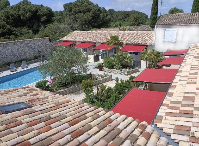 Villa Del Re 10 La Flotte Luaran gambar